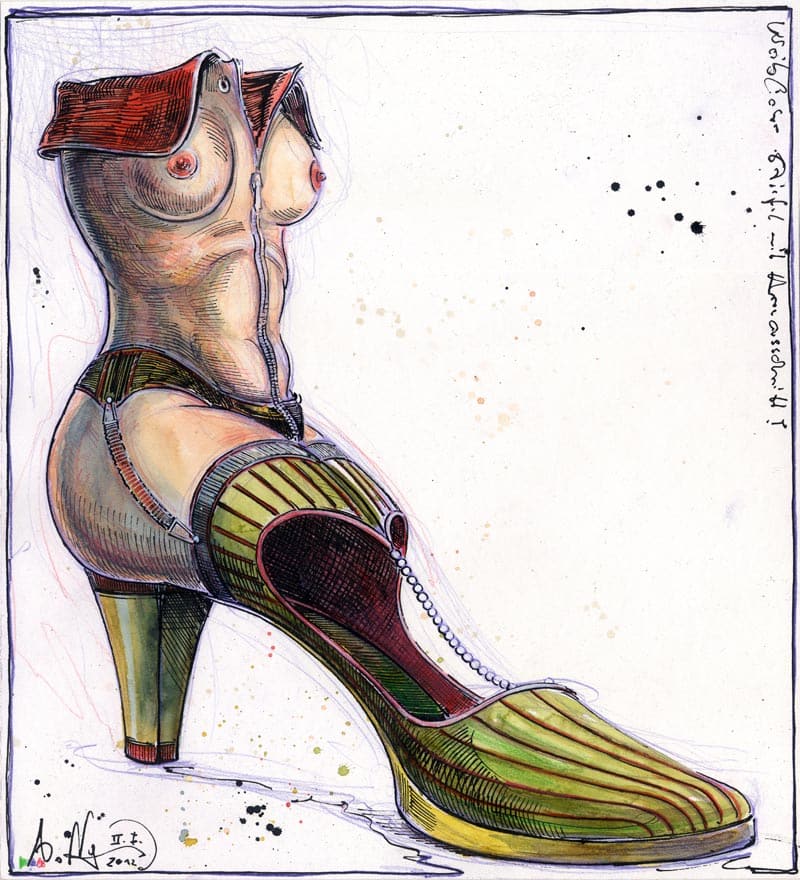 Weiblicher Schuh mit Herzausschnitt